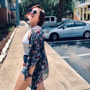 Meet your Posher, Erica